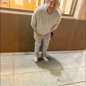 Meet your Posher, Joshua